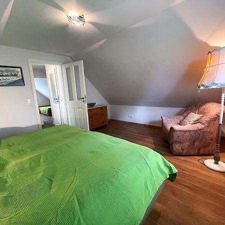 Das Puppenhaus, Reetdach, Sauna, Kamin, Eingezaeunt, Badewanne, Haustiere Willkommen Emmelsbull-Horsbull Exterior foto