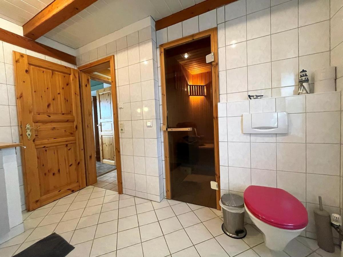 Das Puppenhaus, Reetdach, Sauna, Kamin, Eingezaeunt, Badewanne, Haustiere Willkommen Emmelsbull-Horsbull Exterior foto