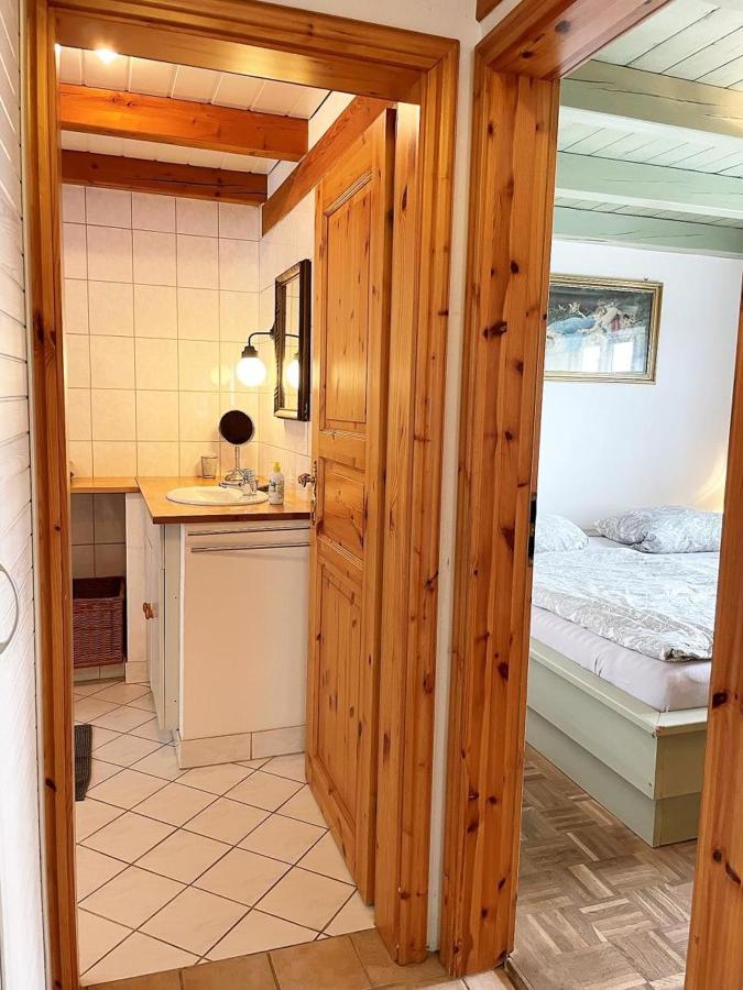 Das Puppenhaus, Reetdach, Sauna, Kamin, Eingezaeunt, Badewanne, Haustiere Willkommen Emmelsbull-Horsbull Exterior foto